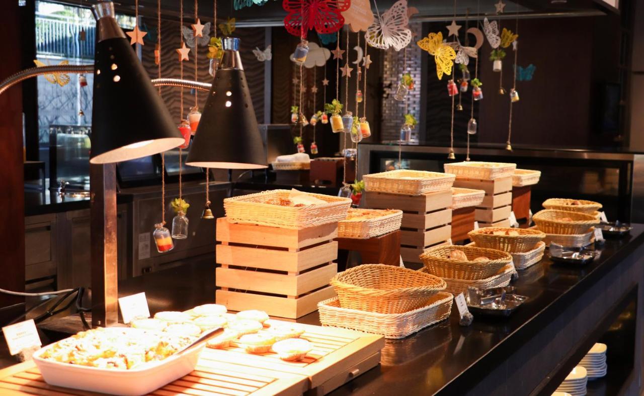 Howard Johnson Jinlin Plaza Lijiang Lijiang  Eksteriør billede
